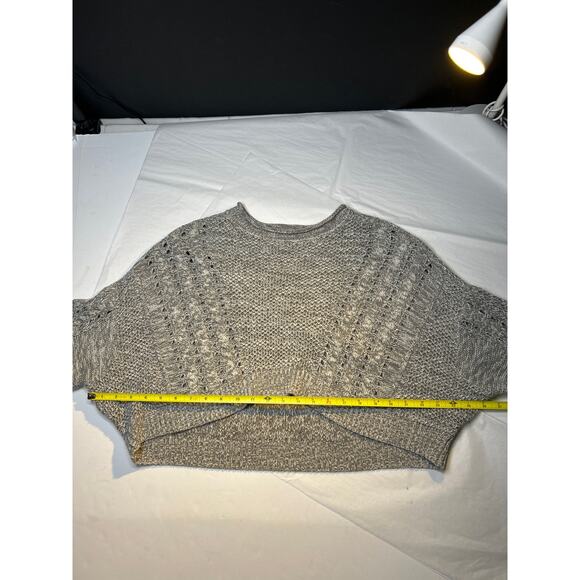 BDG from Urban Outfitters women’s size small cropped sweater in Size S. - Picture 5 of 6